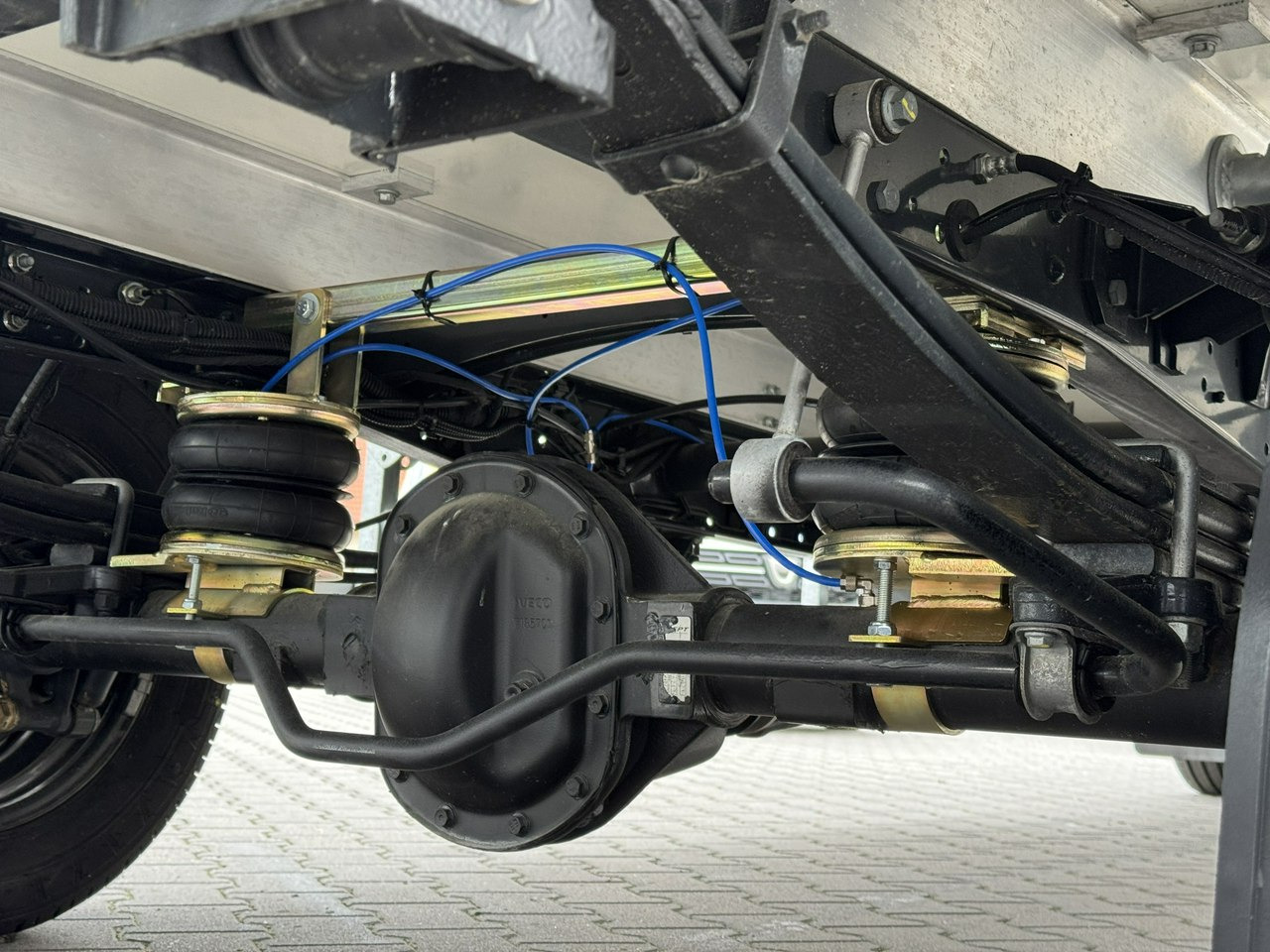 Хладилен бус Iveco Daily 35S16 V: снимка 14 Хладилен бус Iveco Daily 35S16 V: снимка 14