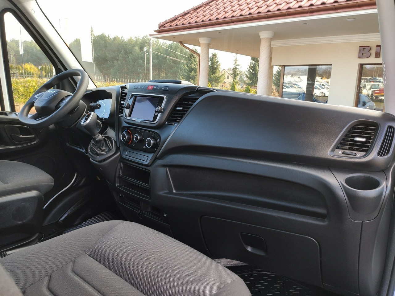 Бордови бус Iveco Daily 35S16 V: снимка 28