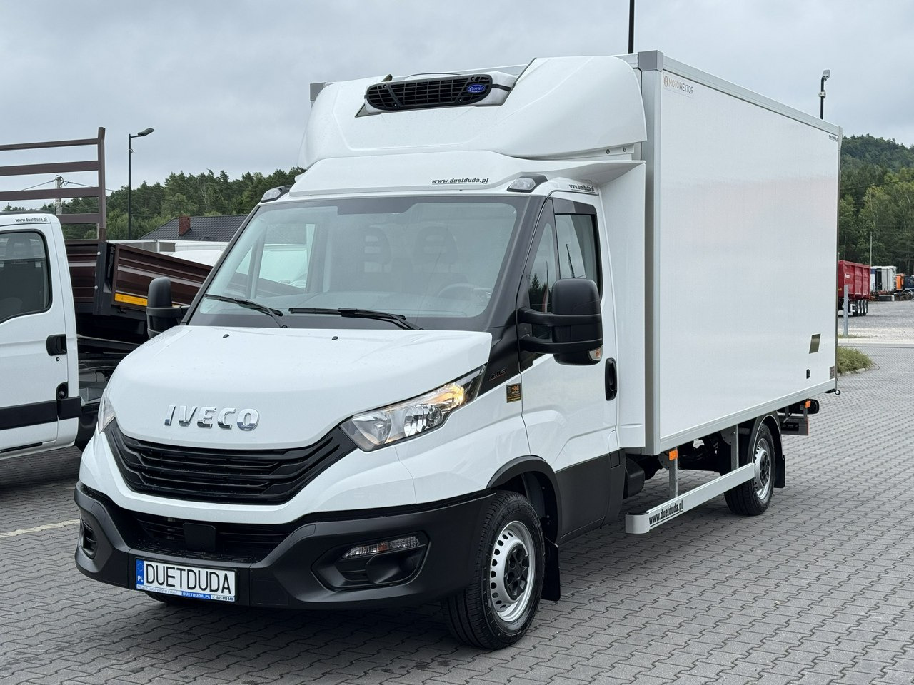 Хладилен бус Iveco Daily 35S16 V: снимка 8 Хладилен бус Iveco Daily 35S16 V: снимка 8
