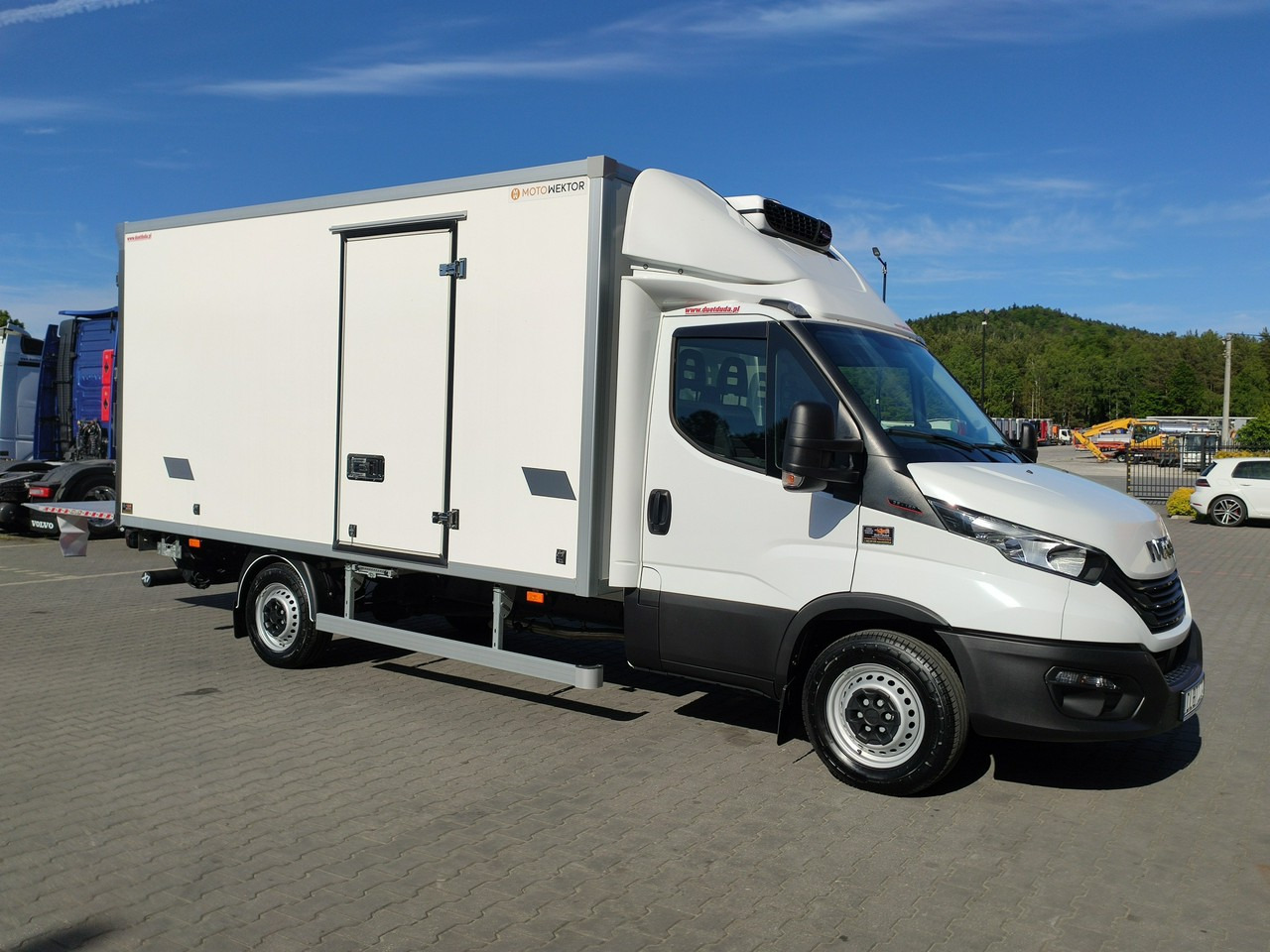 Iveco Daily 35S16 V - Хладилен бус: снимка 3 Iveco Daily 35S16 V - Хладилен бус: снимка 3