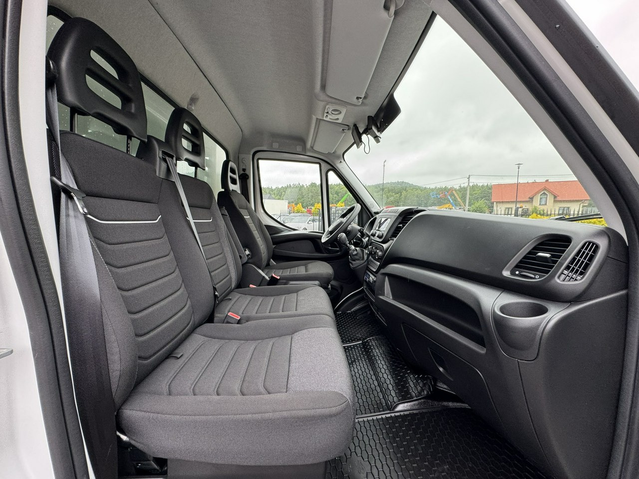 Хладилен бус Iveco Daily 35S16 V: снимка 36 Хладилен бус Iveco Daily 35S16 V: снимка 36