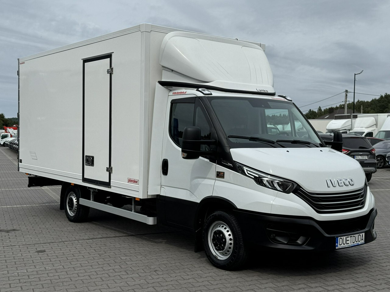 Iveco Daily 35S18 H - Лекотоварен автомобил фургон: снимка 5 Iveco Daily 35S18 H - Лекотоварен автомобил фургон: снимка 5