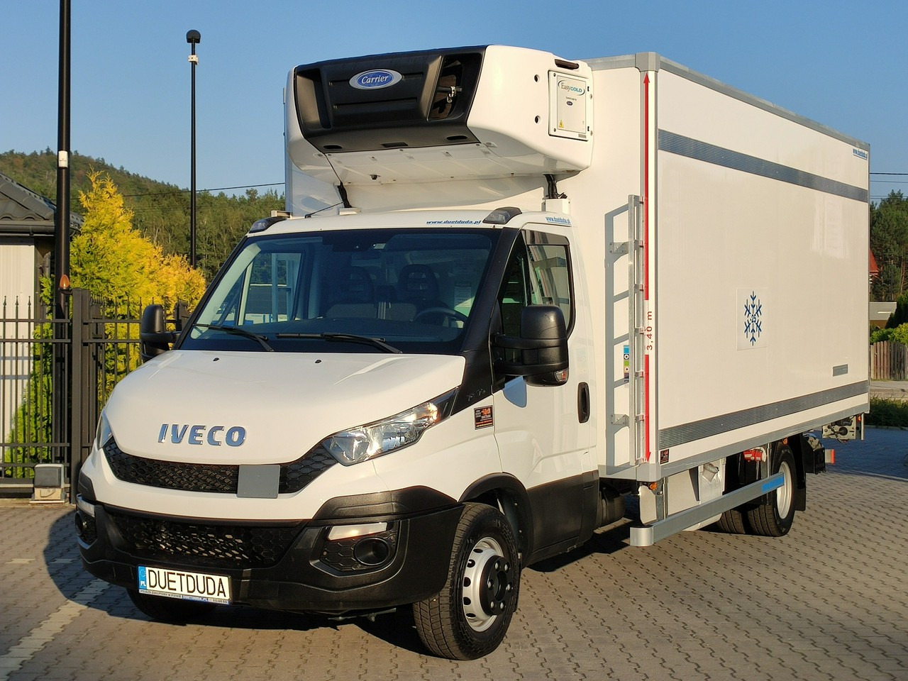 Iveco Daily 70C17 Mroźnia Ściana Grodziowa Multitemperatura - Хладилен бус: снимка 5 Iveco Daily 70C17 Mroźnia Ściana Grodziowa Multitemperatura - Хладилен бус: снимка 5