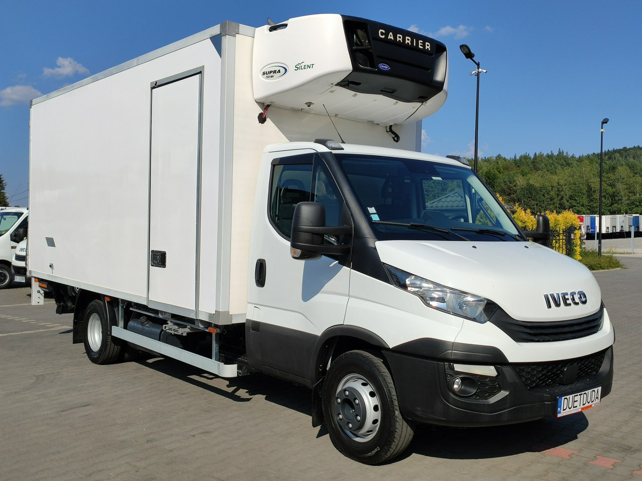 Iveco Daily 72C18 Mroźnia Ściana Grodziowa Podwójny Parownik - Хладилен бус: снимка 2 Iveco Daily 72C18 Mroźnia Ściana Grodziowa Podwójny Parownik - Хладилен бус: снимка 2