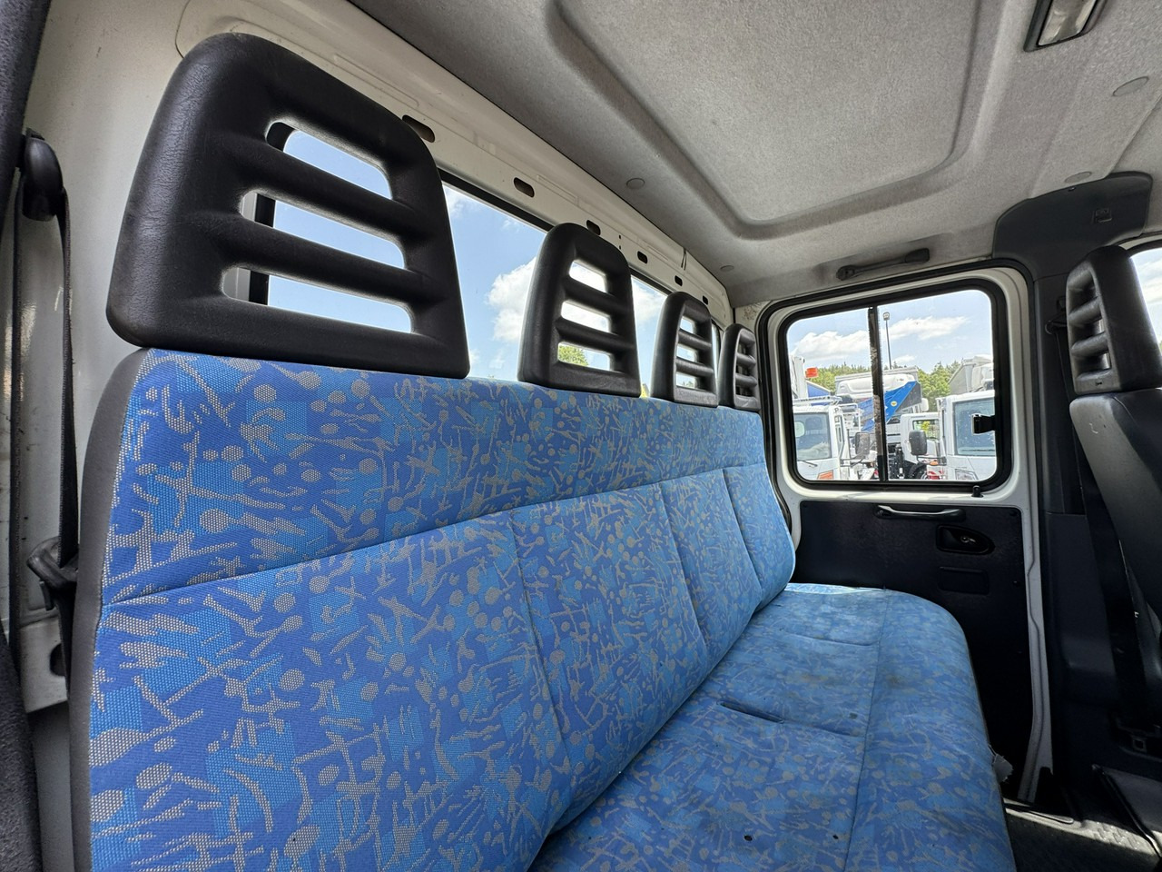 Камион пътна помощ Iveco Daily: снимка 32