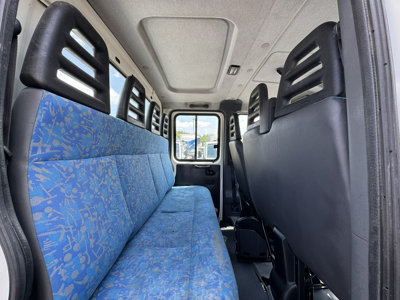 Камион пътна помощ Iveco Daily: снимка 30