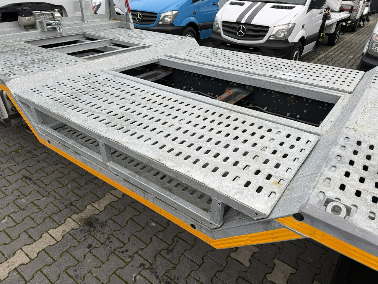 Iveco EUROCARGO 120E25 E6 Laweta Zagłebiana Platforma Pomoc Drogowa - Камион пътна помощ: снимка 4 Iveco EUROCARGO 120E25 E6 Laweta Zagłebiana Platforma Pomoc Drogowa - Камион пътна помощ: снимка 4