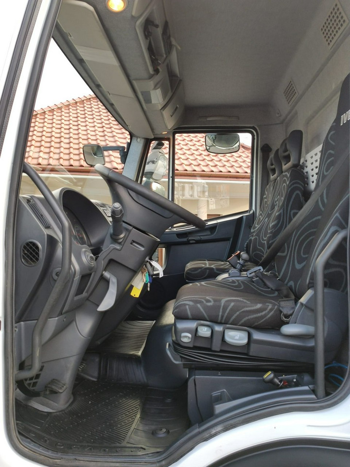 Лизинг на Iveco Eurocargo 80EL18 E5 Super Stan UNIKAT !!! Iveco Eurocargo 80EL18 E5 Super Stan UNIKAT !!!: снимка 15 Лизинг на Iveco Eurocargo 80EL18 E5 Super Stan UNIKAT !!! Iveco Eurocargo 80EL18 E5 Super Stan UNIKAT !!!: снимка 15