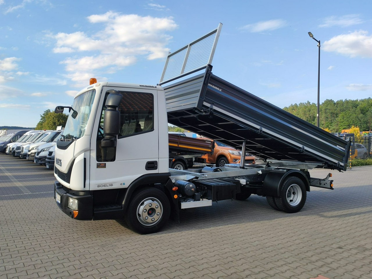 Iveco Eurocargo 80EL18 E5 Super Stan UNIKAT !!! - Самосвал камион: снимка 3 Iveco Eurocargo 80EL18 E5 Super Stan UNIKAT !!! - Самосвал камион: снимка 3