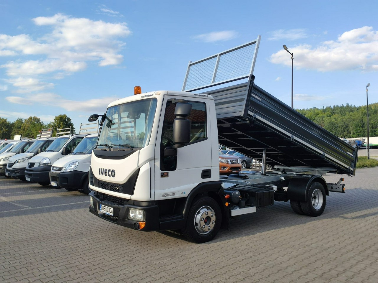 Iveco Eurocargo 80EL18 E5 Super Stan UNIKAT !!! - Самосвал камион: снимка 1 Iveco Eurocargo 80EL18 E5 Super Stan UNIKAT !!! - Самосвал камион: снимка 1