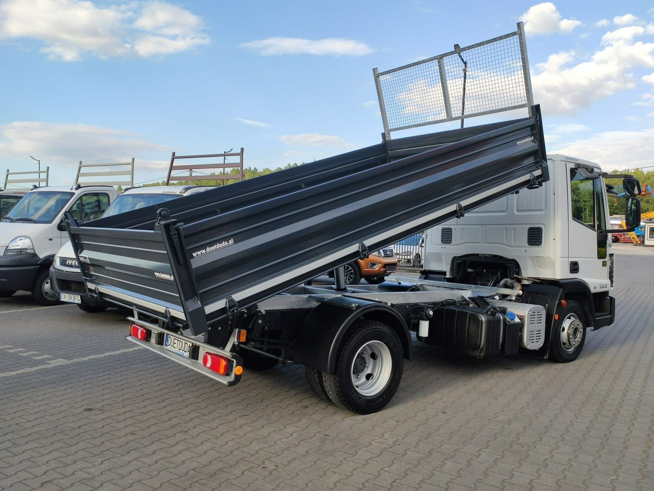 Лизинг на Iveco Eurocargo 80EL18 E5 Super Stan UNIKAT !!! Iveco Eurocargo 80EL18 E5 Super Stan UNIKAT !!!: снимка 9 Лизинг на Iveco Eurocargo 80EL18 E5 Super Stan UNIKAT !!! Iveco Eurocargo 80EL18 E5 Super Stan UNIKAT !!!: снимка 9