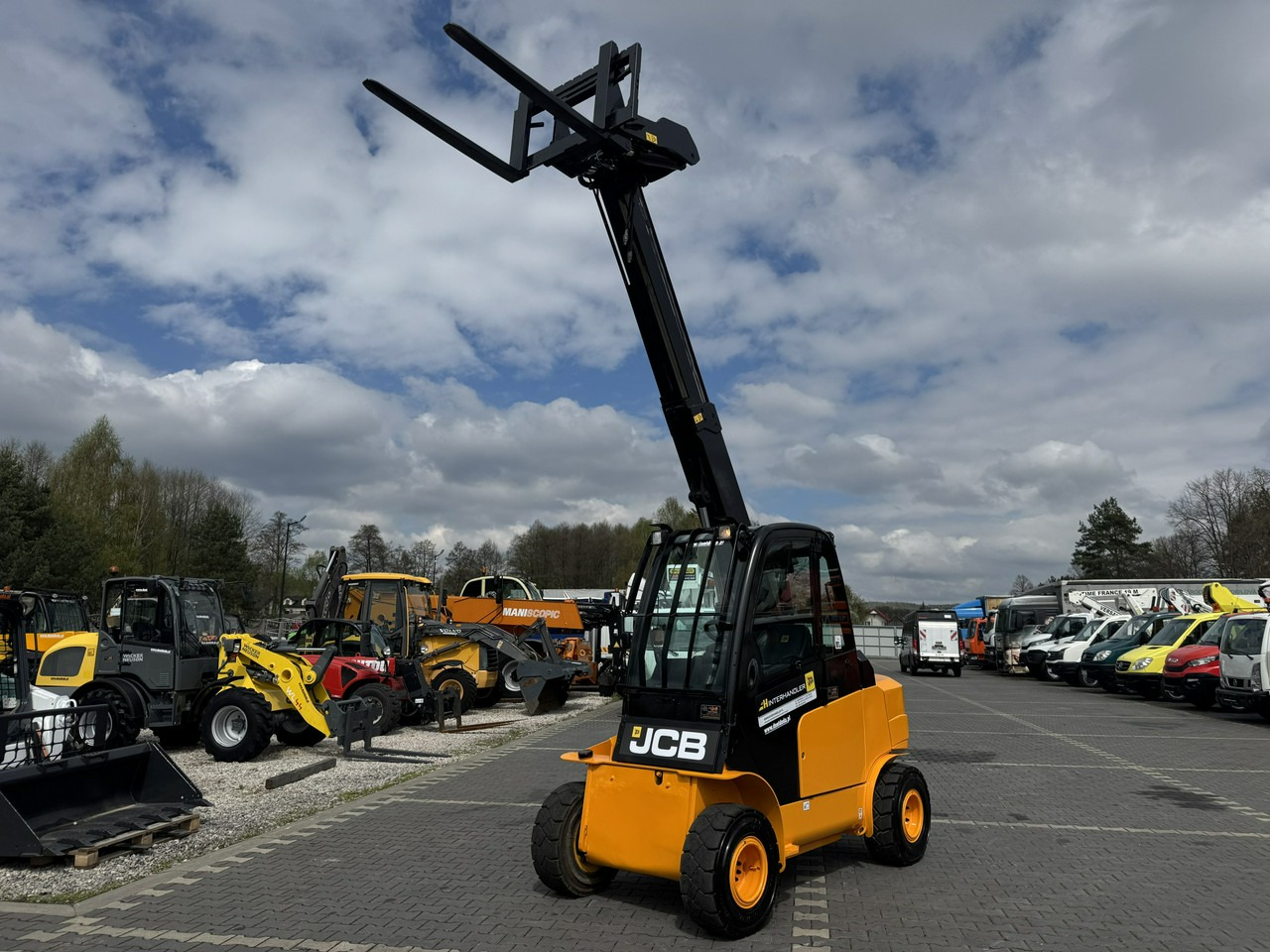 JCB TLT 35D 4x4 T4 TELESKOP / TELESKOPOWY Ładowarka Teleskopowa - Телескопичен товарач: снимка 5 JCB TLT 35D 4x4 T4 TELESKOP / TELESKOPOWY Ładowarka Teleskopowa - Телескопичен товарач: снимка 5