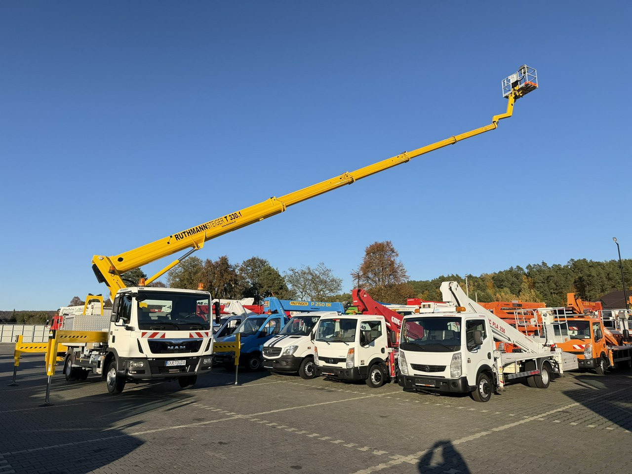 MAN TGL 7.150 Zwyżka Ruthmann T330 33-Metry w bok 21m Mały przebieg - Автовишка: снимка 2 MAN TGL 7.150 Zwyżka Ruthmann T330 33-Metry w bok 21m Mały przebieg - Автовишка: снимка 2