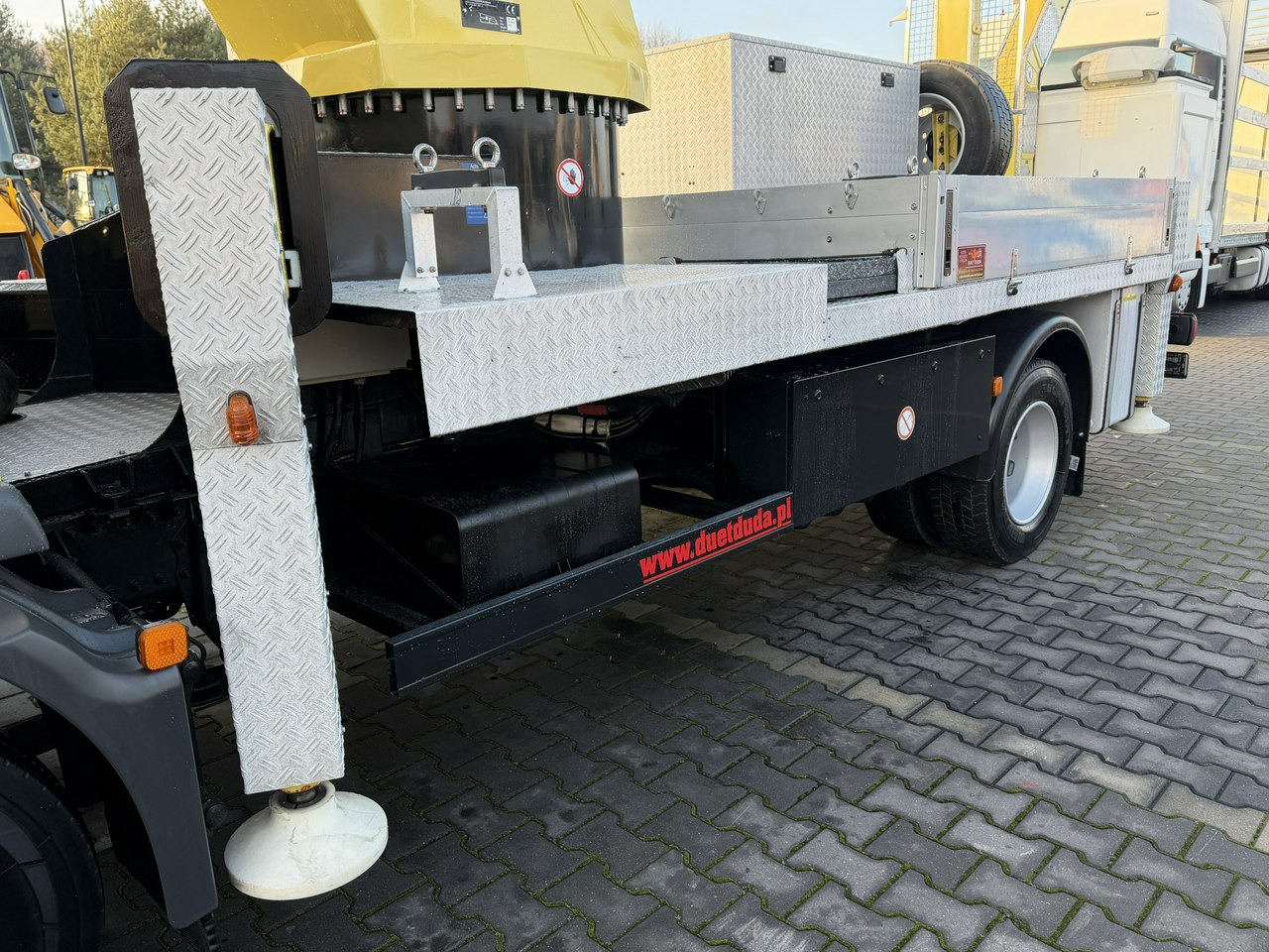 MAN TGL 8.210 Zwyżka WUMAG WT 230 23m w bok 18m podnośnik - Автовишка: снимка 5 MAN TGL 8.210 Zwyżka WUMAG WT 230 23m w bok 18m podnośnik - Автовишка: снимка 5