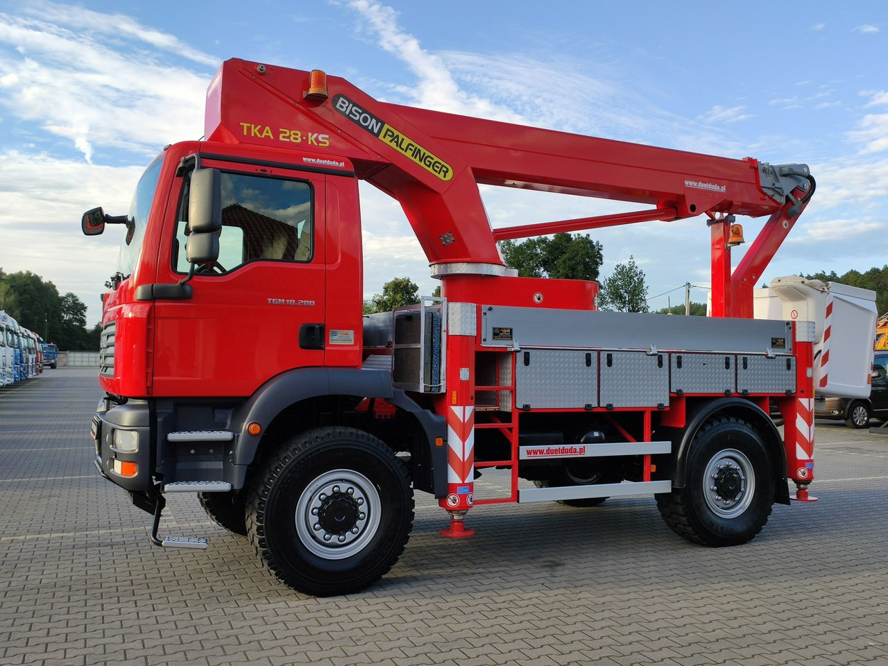 Автовишка MAN TGM 18.280 4x4 Zwyżka Bison Palfinger TKA 28 Podnośnik Koszowy: снимка 7 Автовишка MAN TGM 18.280 4x4 Zwyżka Bison Palfinger TKA 28 Podnośnik Koszowy: снимка 7