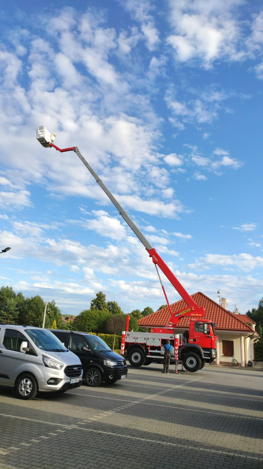 Автовишка MAN TGM 18.280 4x4 Zwyżka Bison Palfinger TKA 28 Podnośnik Koszowy: снимка 32 Автовишка MAN TGM 18.280 4x4 Zwyżka Bison Palfinger TKA 28 Podnośnik Koszowy: снимка 32