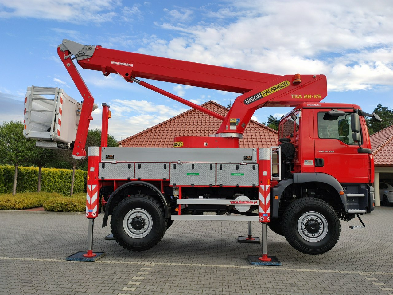 Автовишка MAN TGM 18.280 4x4 Zwyżka Bison Palfinger TKA 28 Podnośnik Koszowy: снимка 38 Автовишка MAN TGM 18.280 4x4 Zwyżka Bison Palfinger TKA 28 Podnośnik Koszowy: снимка 38