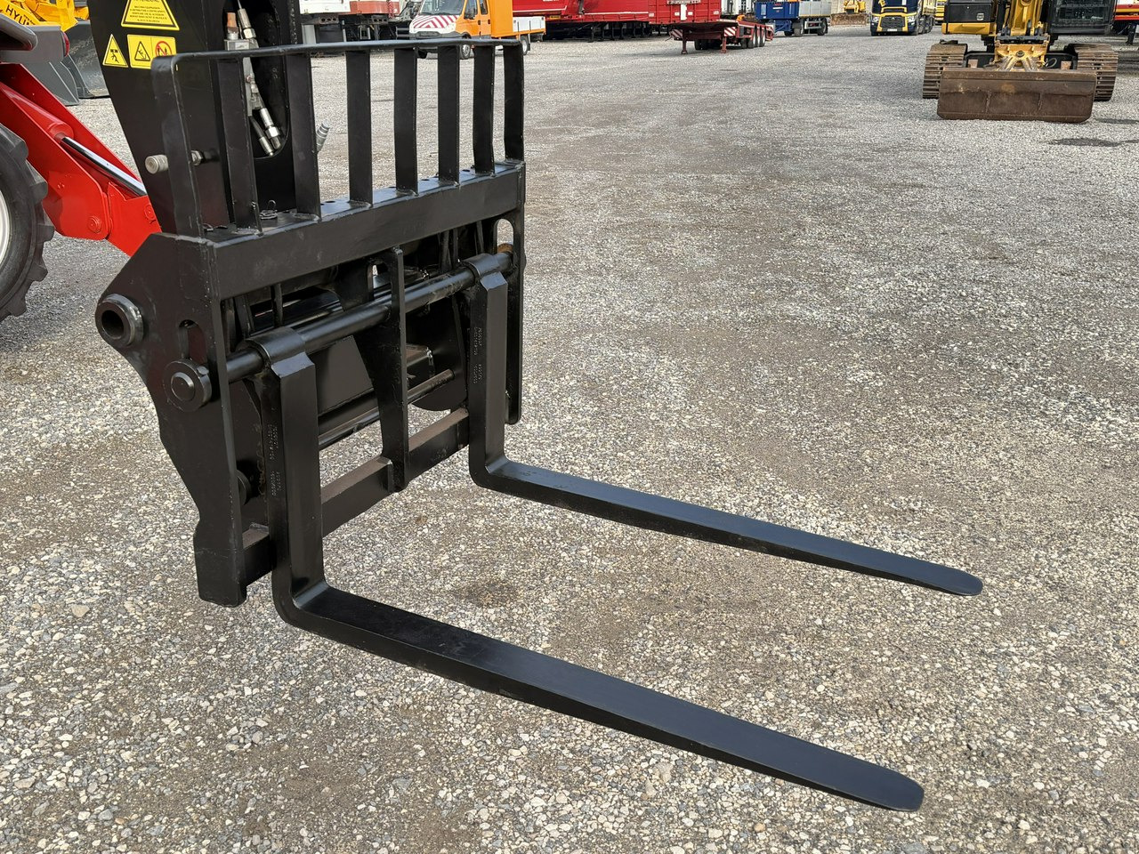 Manitou MRT 1640 Easy ROTO Ładowarka Teleskopowa Obrotowa 1840 2150 - Телескопичен товарач: снимка 3 Manitou MRT 1640 Easy ROTO Ładowarka Teleskopowa Obrotowa 1840 2150 - Телескопичен товарач: снимка 3