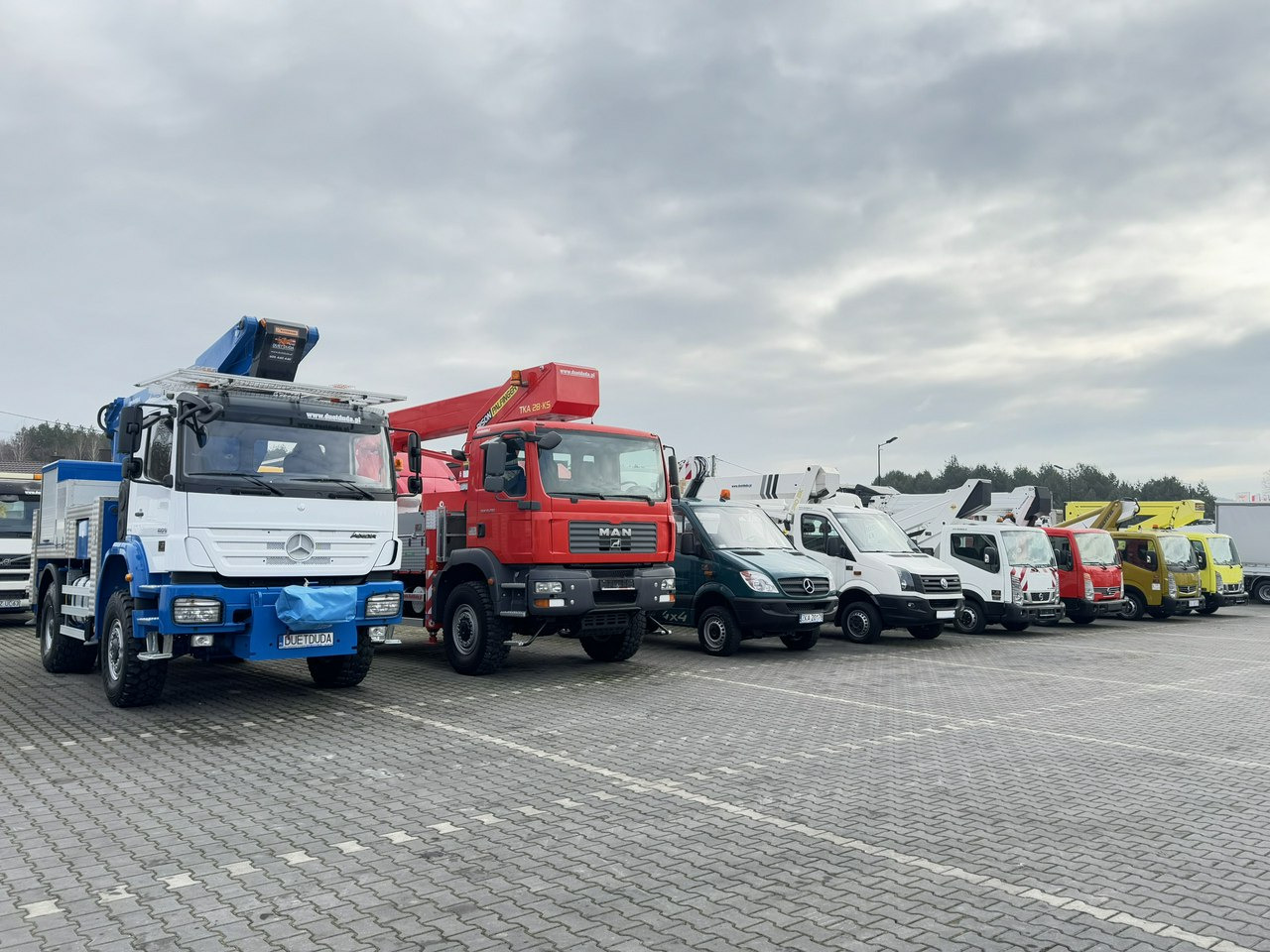Mercedes AXOR 1829 4x4 Zwyżka RUTHMANN STEIGER T270S16 Podnośnik Koszowy - Автовишка: снимка 2 Mercedes AXOR 1829 4x4 Zwyżka RUTHMANN STEIGER T270S16 Podnośnik Koszowy - Автовишка: снимка 2