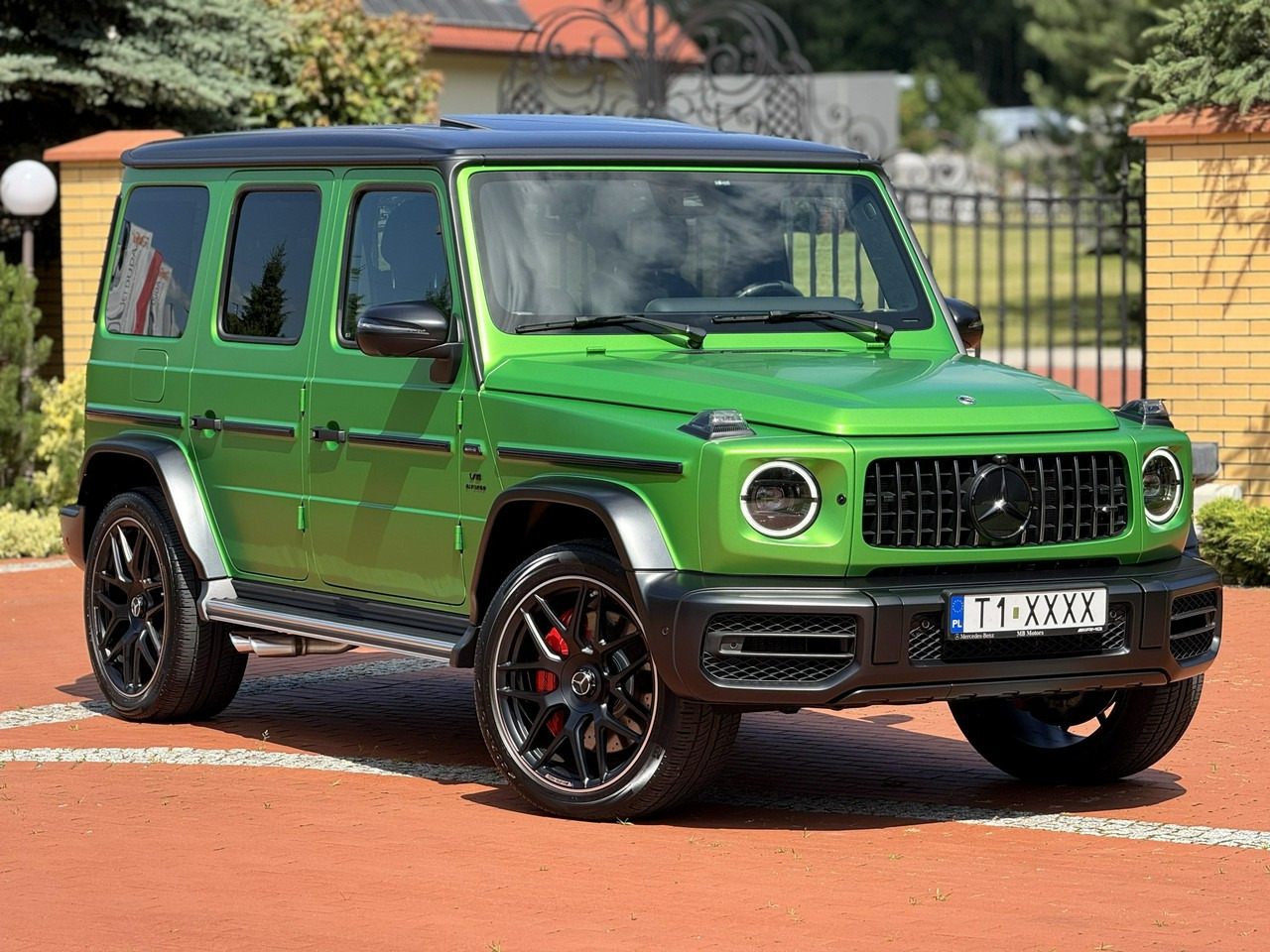 Mercedes G 63 AMG - Джип: снимка 1 Mercedes G 63 AMG - Джип: снимка 1