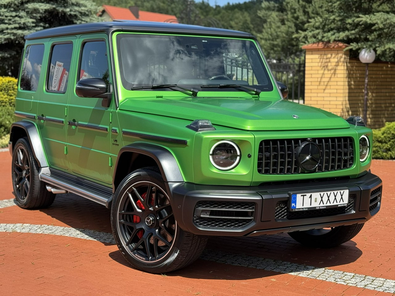 Mercedes G 63 AMG - Джип: снимка 3 Mercedes G 63 AMG - Джип: снимка 3