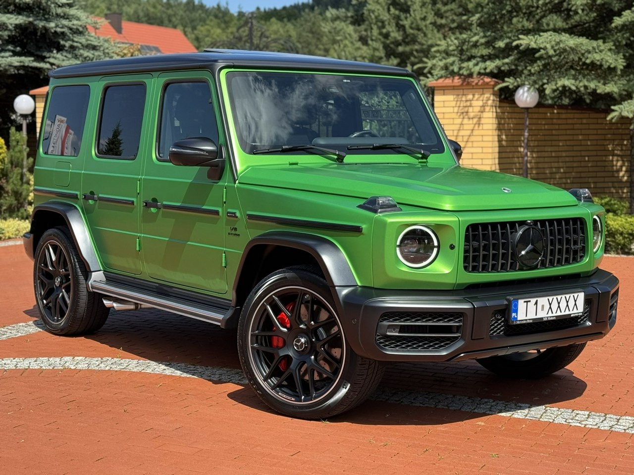 Mercedes G 63 AMG - Джип: снимка 5 Mercedes G 63 AMG - Джип: снимка 5