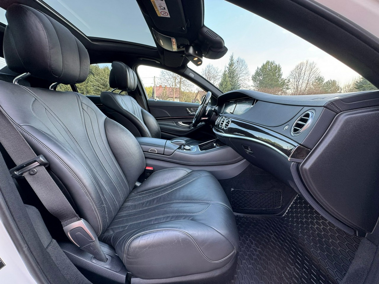 Седан Mercedes S 350: снимка 43