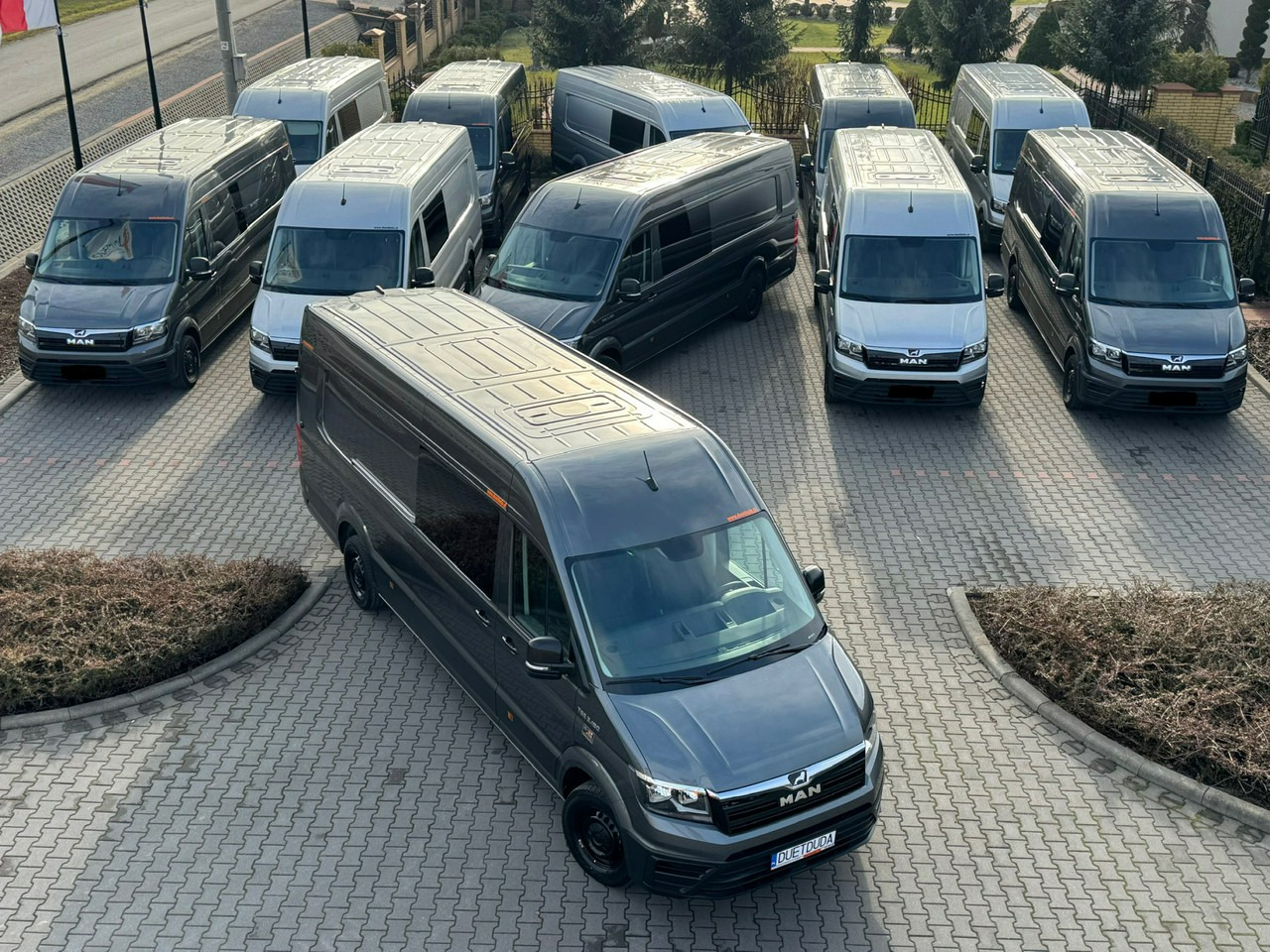 Mercedes Sprinter - Товарен бус: снимка 4 Mercedes Sprinter - Товарен бус: снимка 4
