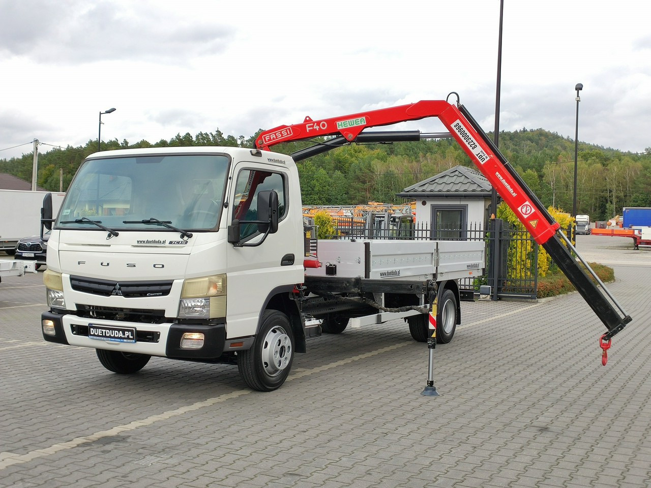 Mitsubishi Canter Fuso 7C15 3.0/150KM HDS FASSI F40 UNIKAT Super Stan !!! - Бордови камион, Камион с кран: снимка 4 Mitsubishi Canter Fuso 7C15 3.0/150KM HDS FASSI F40 UNIKAT Super Stan !!! - Бордови камион, Камион с кран: снимка 4