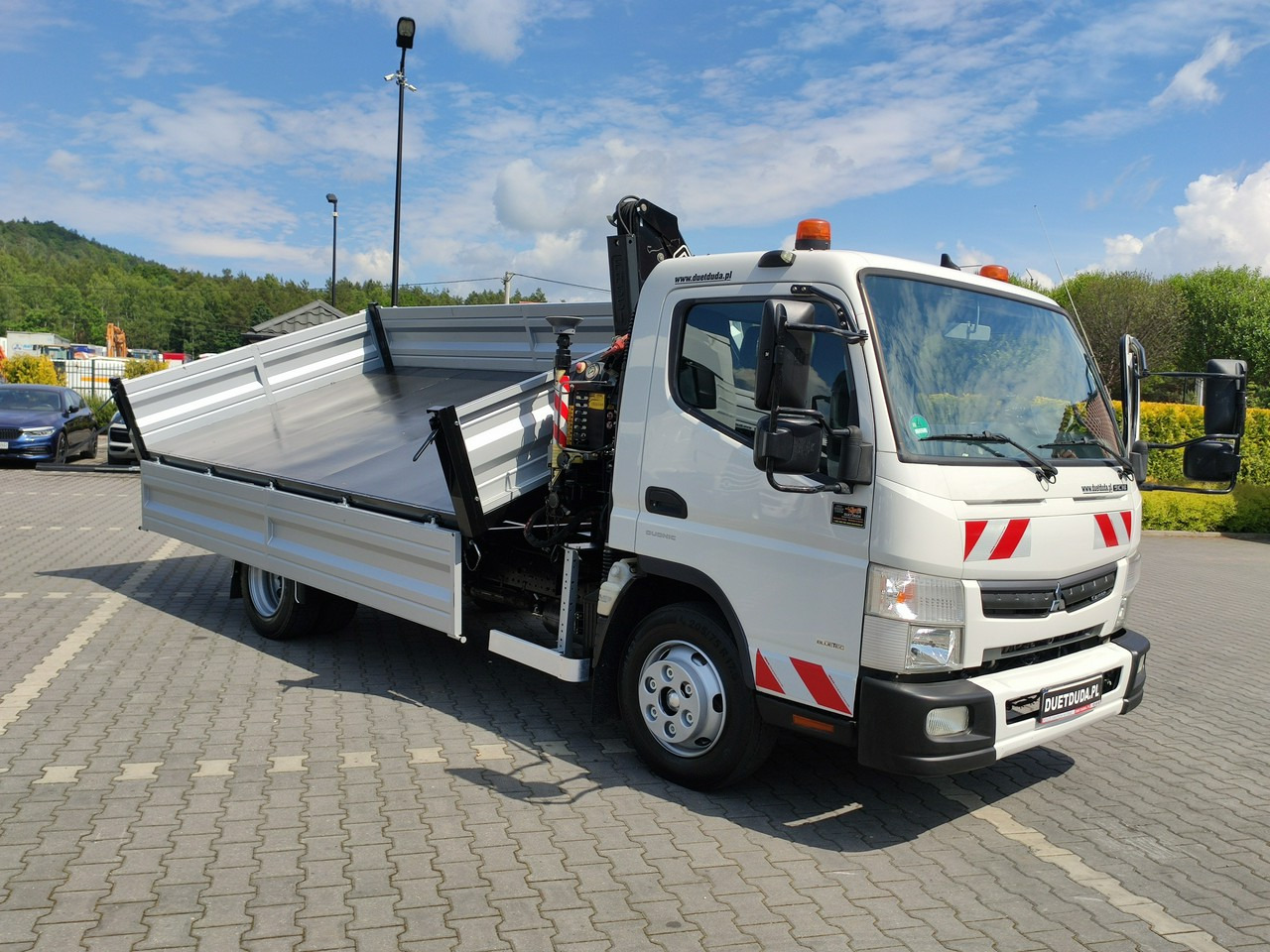 Mitsubishi Canter Fuso 9C18 3.0/180KM Automat, HDS FASSI F30 Wywrotka 3-str - Самосвал камион, Камион с кран: снимка 2 Mitsubishi Canter Fuso 9C18 3.0/180KM Automat, HDS FASSI F30 Wywrotka 3-str - Самосвал камион, Камион с кран: снимка 2