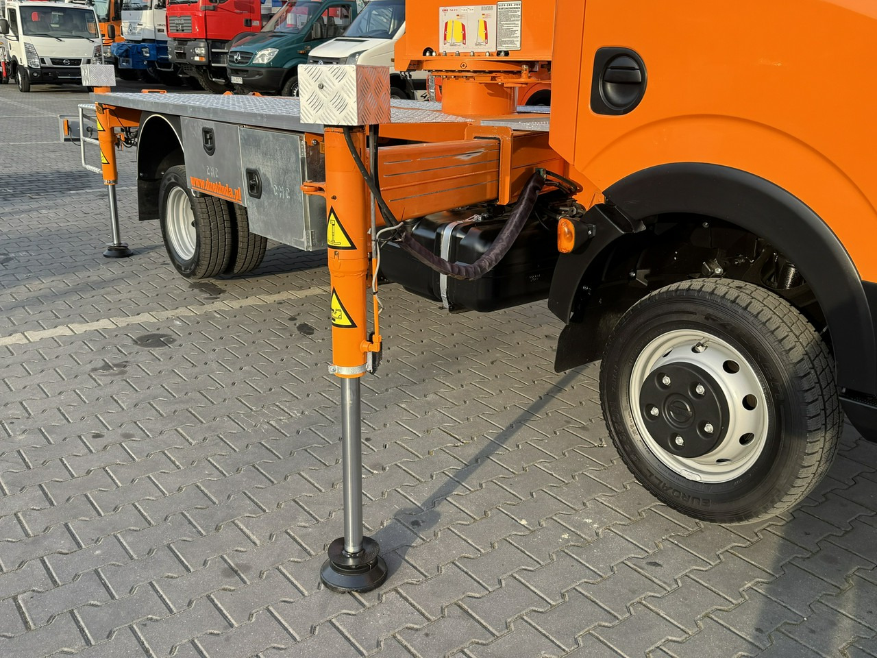 Автовишка Nissan Cabstar: снимка 6