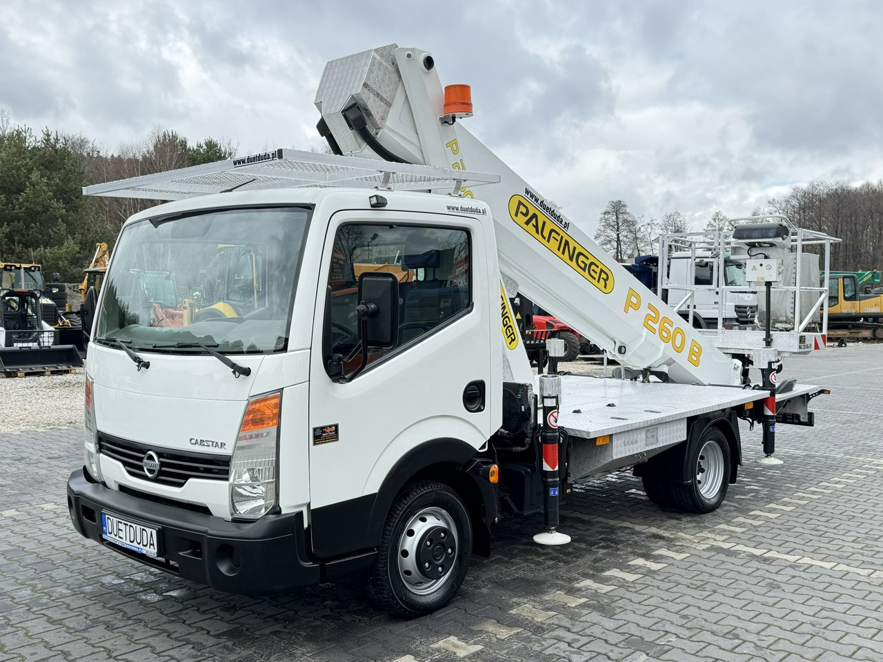 Nissan Cabstar - Автовишка: снимка 4 Nissan Cabstar - Автовишка: снимка 4