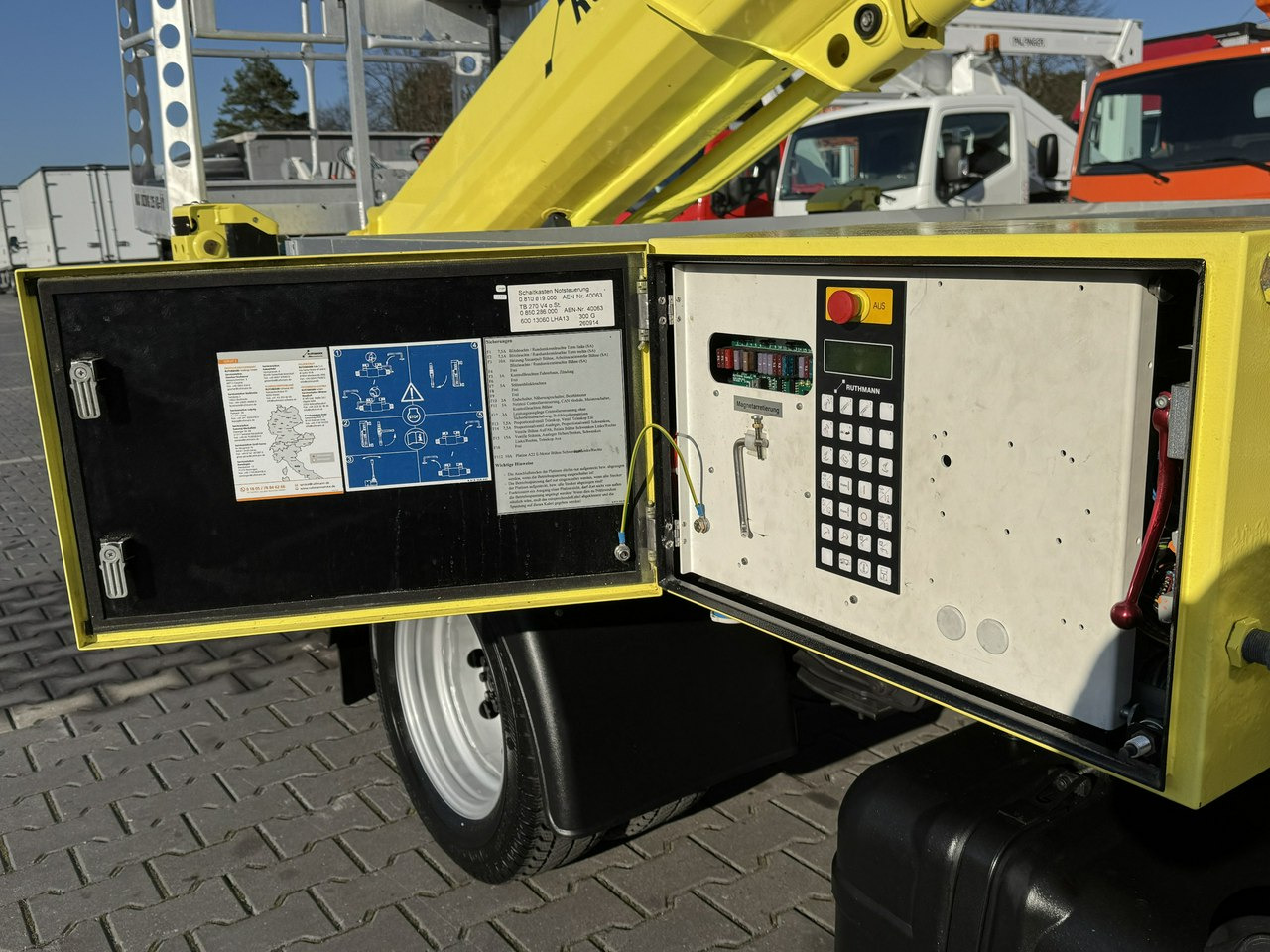 Автовишка Nissan Cabstar: снимка 11