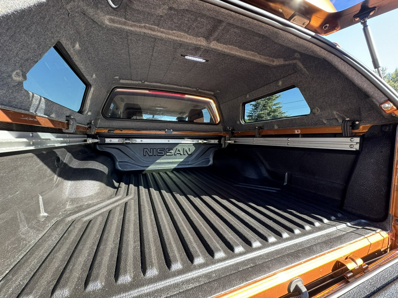 Пикап Nissan Navara: снимка 16