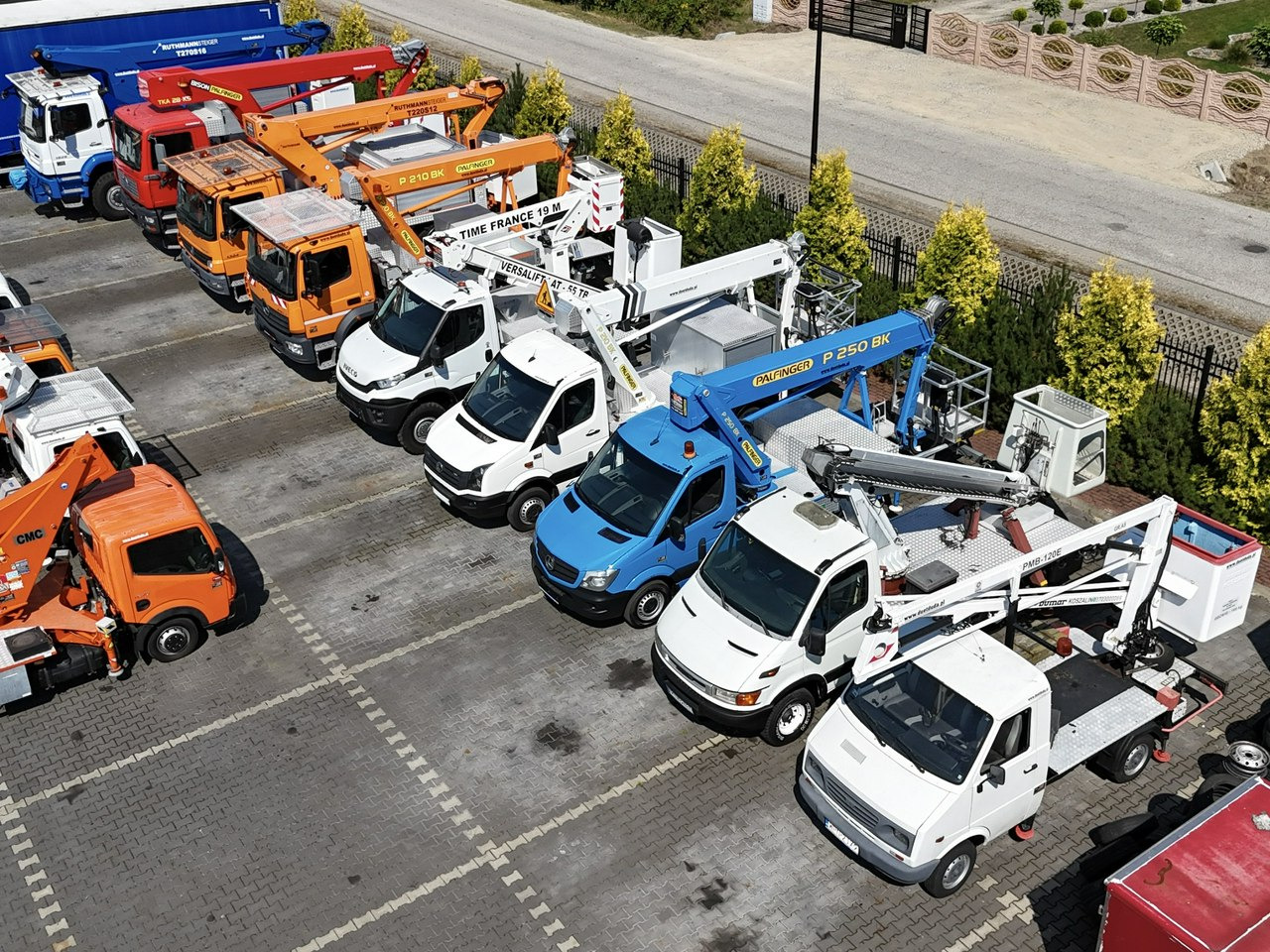 Nissan Zwyżka Podnośnik Koszowy 4X4 CABSTAR MAXITY SPRINTER - Автовишка: снимка 4 Nissan Zwyżka Podnośnik Koszowy 4X4 CABSTAR MAXITY SPRINTER - Автовишка: снимка 4
