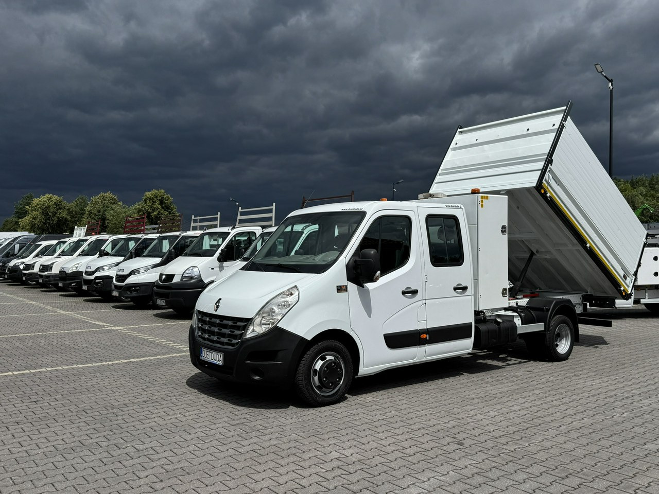 Renault Master - Бус самосвал: снимка 3 Renault Master - Бус самосвал: снимка 3