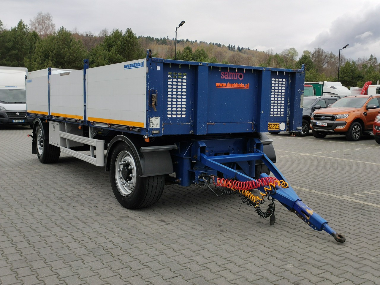 Samro Ciężarowa 2-osiowa na poduszkach - Бордово ремарке/ Платформа: снимка 4 Samro Ciężarowa 2-osiowa na poduszkach - Бордово ремарке/ Платформа: снимка 4