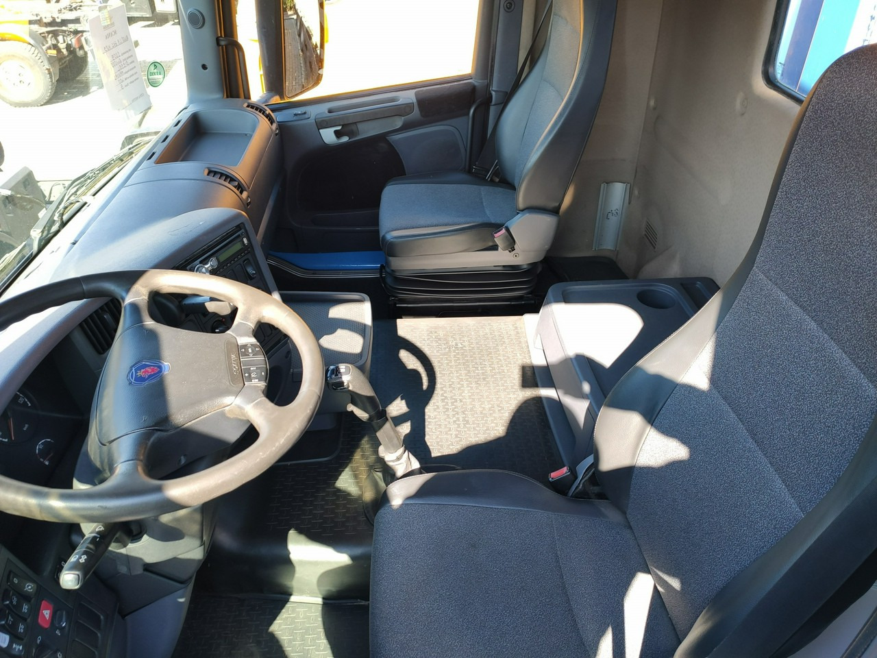 Лизинг на Scania R 400 LB 6x2 HDS Budowlanka Widły Oś Skrętna Super Stan Scania R 400 LB 6x2 HDS Budowlanka Widły Oś Skrętna Super Stan: снимка 25 Лизинг на Scania R 400 LB 6x2 HDS Budowlanka Widły Oś Skrętna Super Stan Scania R 400 LB 6x2 HDS Budowlanka Widły Oś Skrętna Super Stan: снимка 25