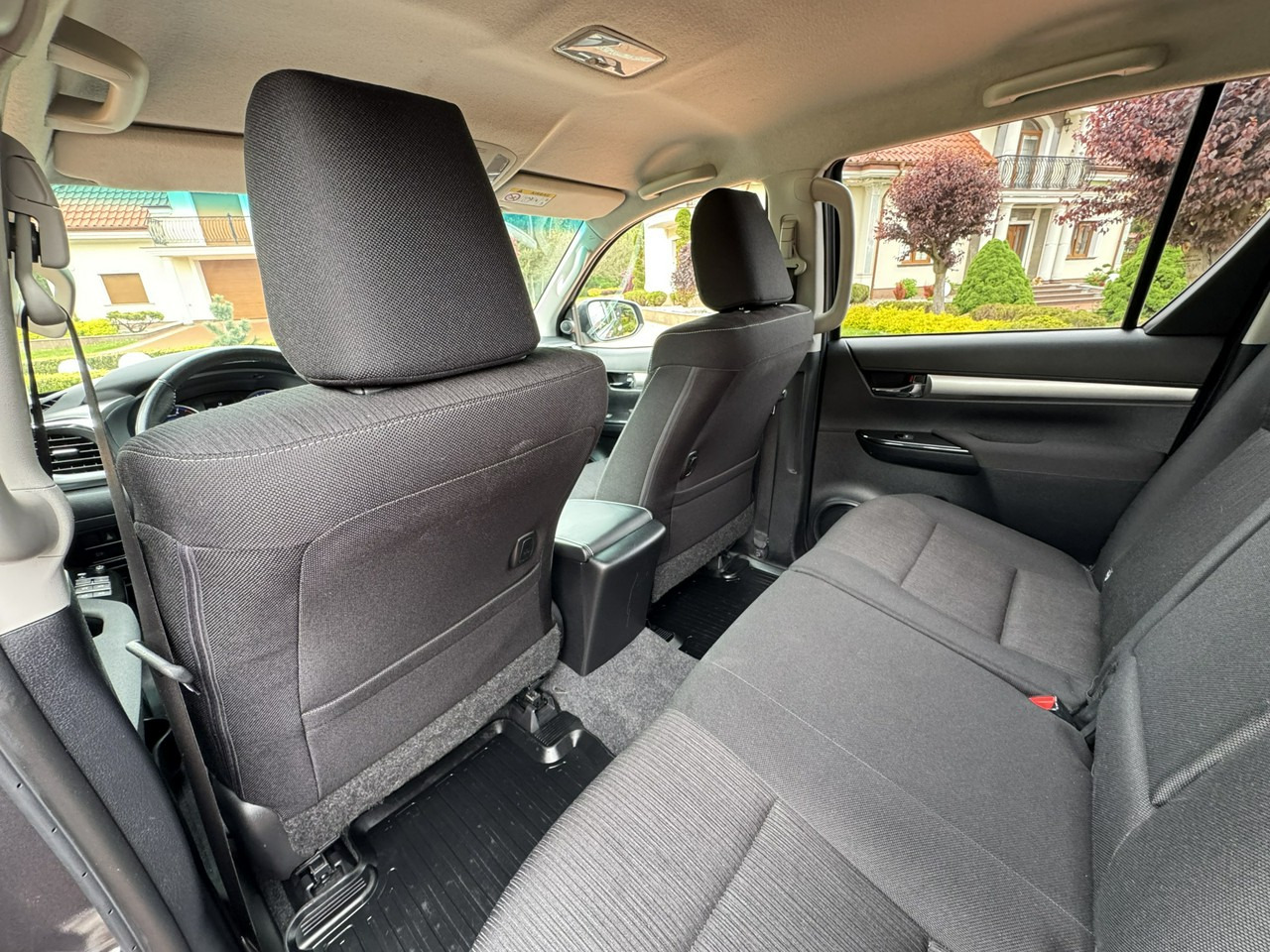 Лизинг на Toyota Hilux Toyota Hilux: снимка 35