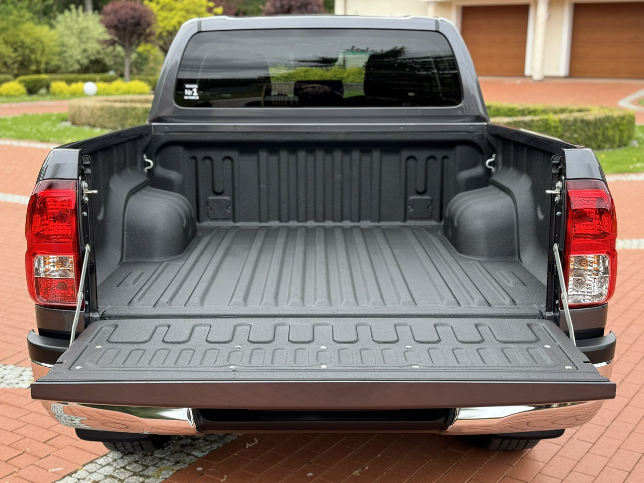 Лизинг на Toyota Hilux Toyota Hilux: снимка 18