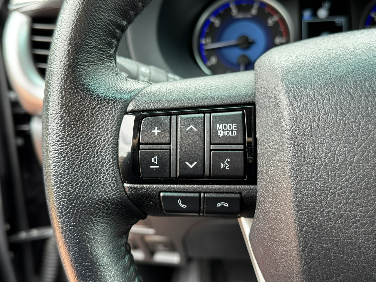 Лизинг на Toyota Hilux Toyota Hilux: снимка 25