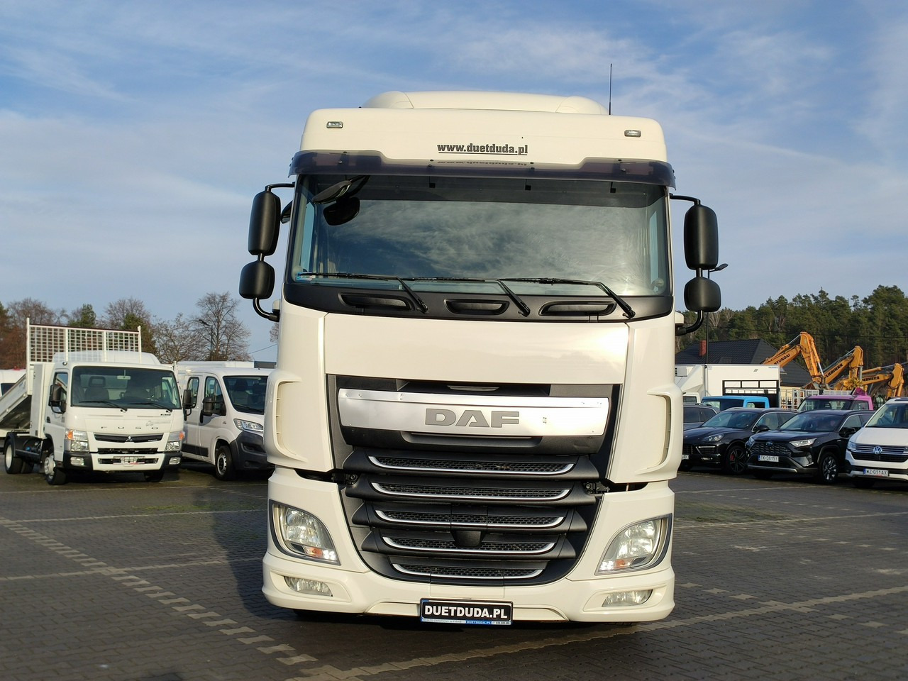 DAF XF 106.460 Euro 6 LowDeck Mega - Влекач: снимка 5 DAF XF 106.460 Euro 6 LowDeck Mega - Влекач: снимка 5
