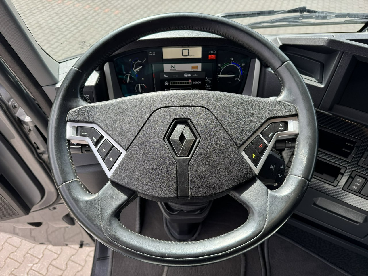 Влекач Renault Gama T 520 HIGH CAB Silnik 13litrów Euro 6 Low deck: снимка 23