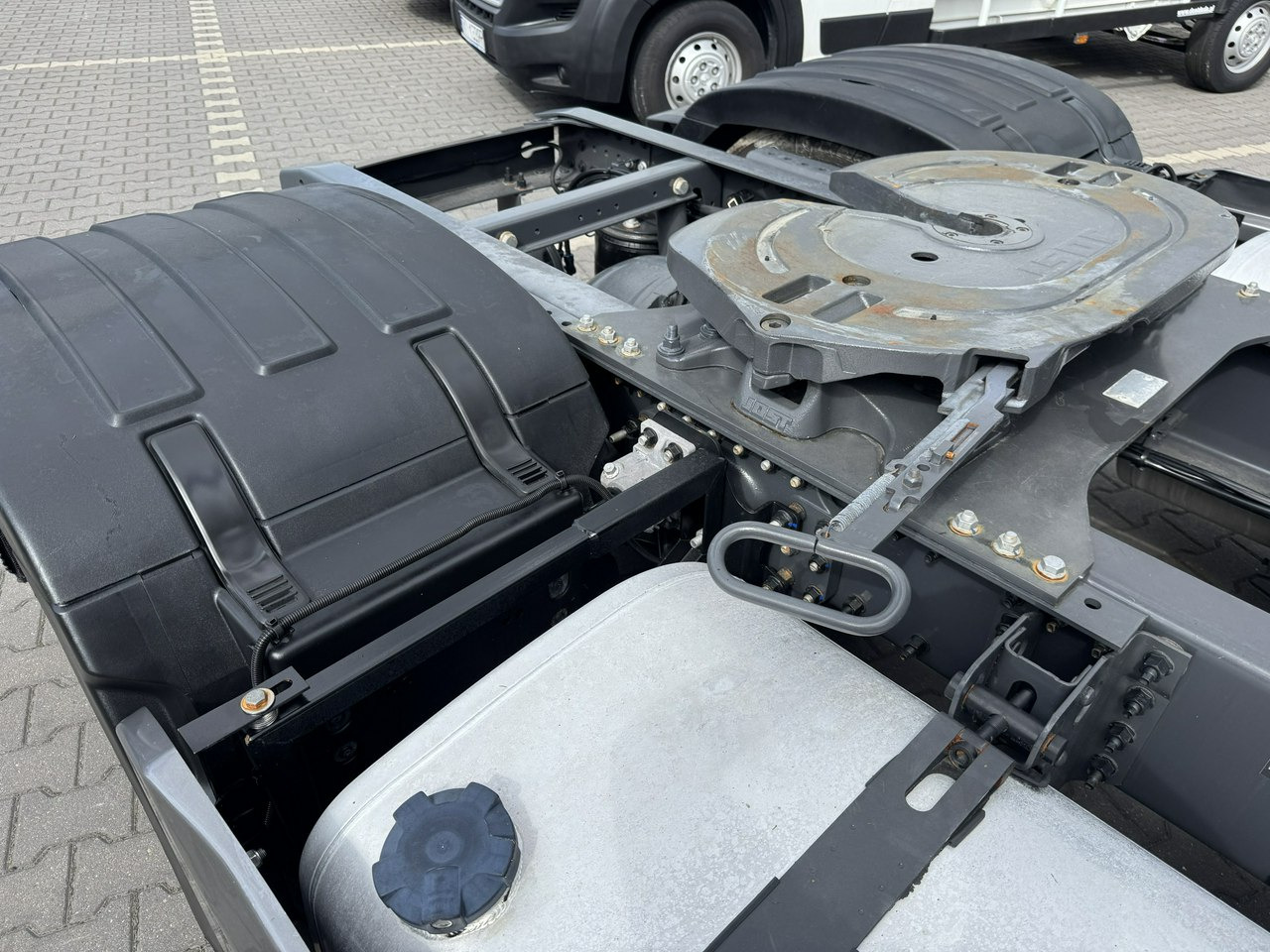 Влекач Renault Gama T 520 HIGH CAB Silnik 13litrów Euro 6 Low deck: снимка 6