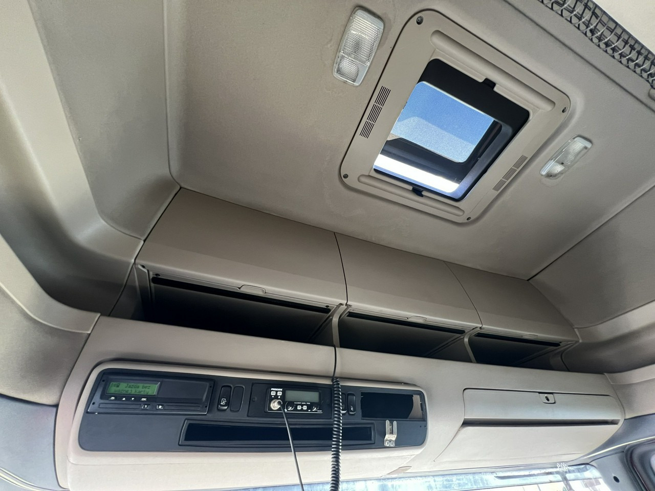 Влекач Scania R 450 Topline E6 4x2 Retarder Klima Postojowa !!!: снимка 29