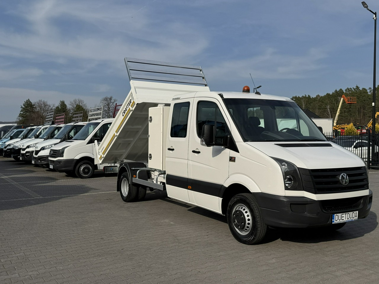 Volkswagen Crafter - Бус самосвал: снимка 2 Volkswagen Crafter - Бус самосвал: снимка 2