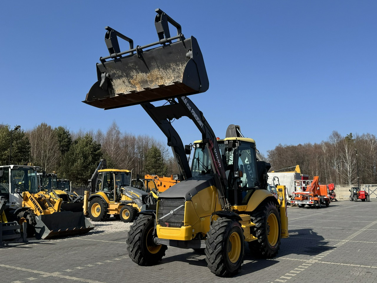 Volvo BL61+ ( KLIMA ) - Багер-товарач: снимка 3 Volvo BL61+ ( KLIMA ) - Багер-товарач: снимка 3