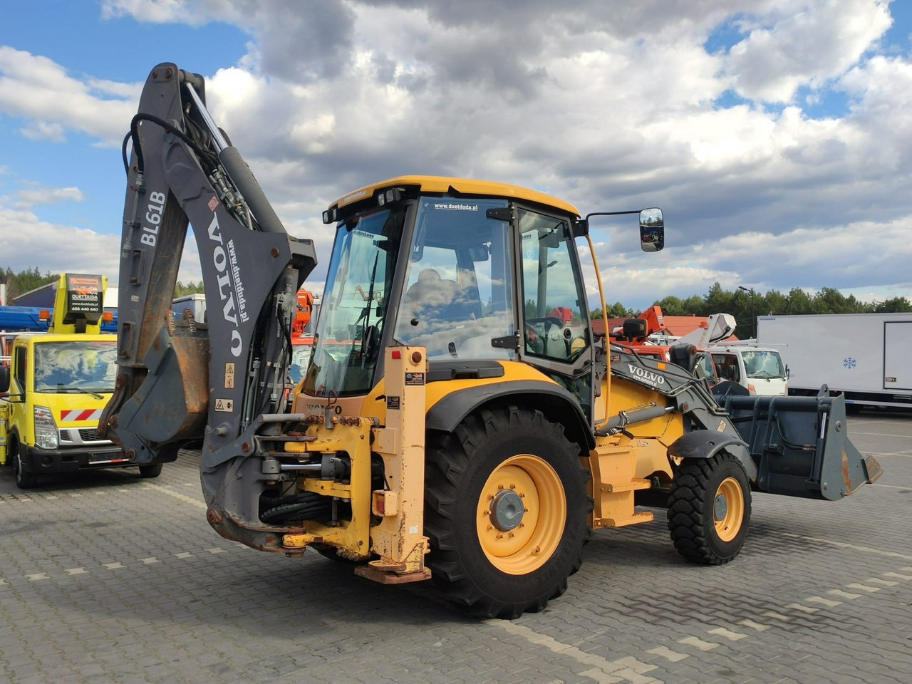 Volvo BL61B Oryginalna Bez Luzów i Wycieków Zadbana Sprawna Super Stan - Багер-товарач: снимка 3 Volvo BL61B Oryginalna Bez Luzów i Wycieków Zadbana Sprawna Super Stan - Багер-товарач: снимка 3