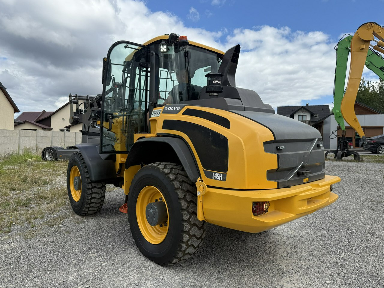 Volvo Waga -10ton WHEEL LOADER L45H Maszyna w Bardzo Dobrym Stanie - Колесен товарач: снимка 5 Volvo Waga -10ton WHEEL LOADER L45H Maszyna w Bardzo Dobrym Stanie - Колесен товарач: снимка 5