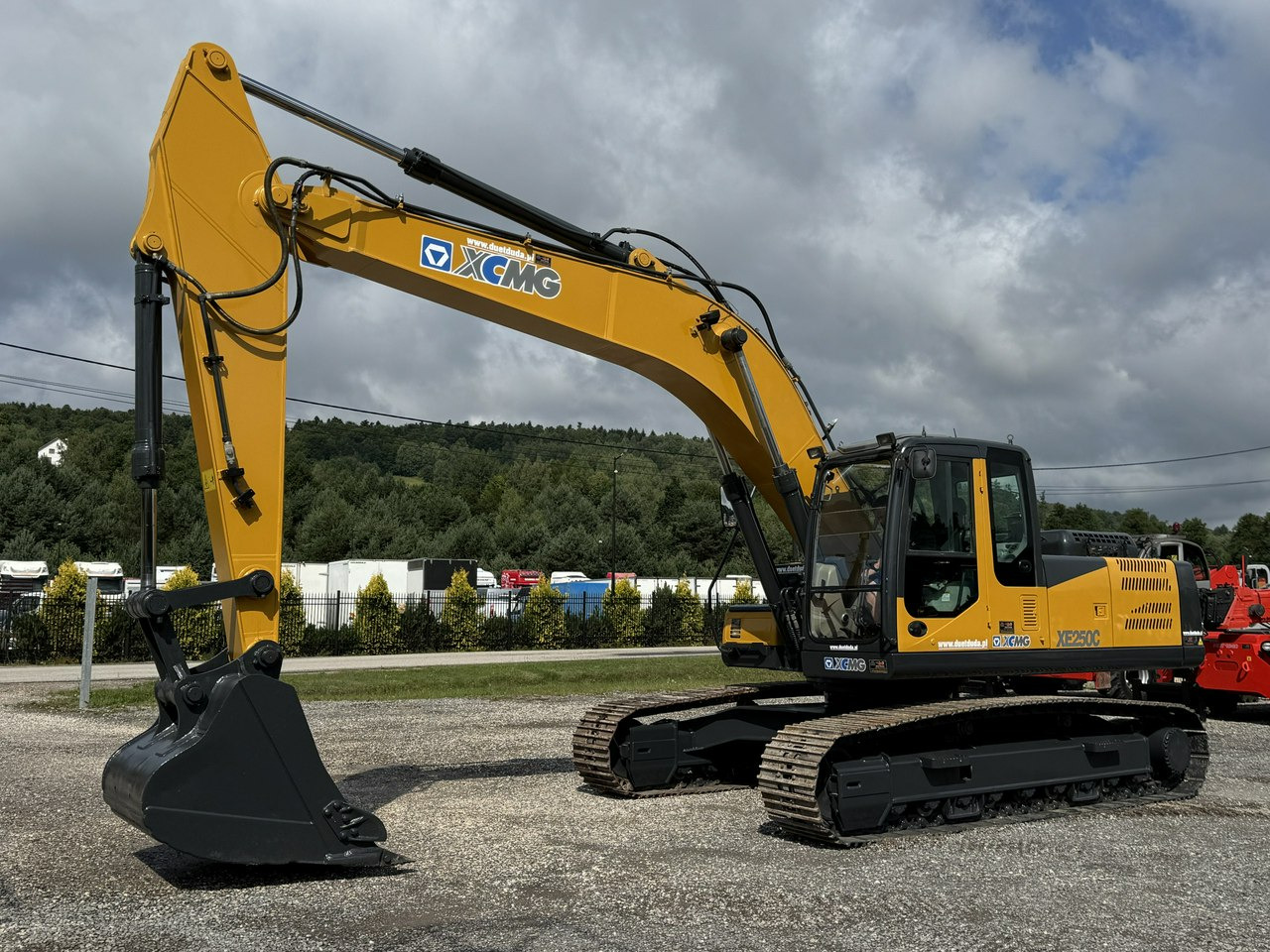 XCMG XE 250C 25ton Bez DPF i Adblue Stan Jak Nowy Dostępny od Ręki - Верижен багер: снимка 1 XCMG XE 250C 25ton Bez DPF i Adblue Stan Jak Nowy Dostępny od Ręki - Верижен багер: снимка 1